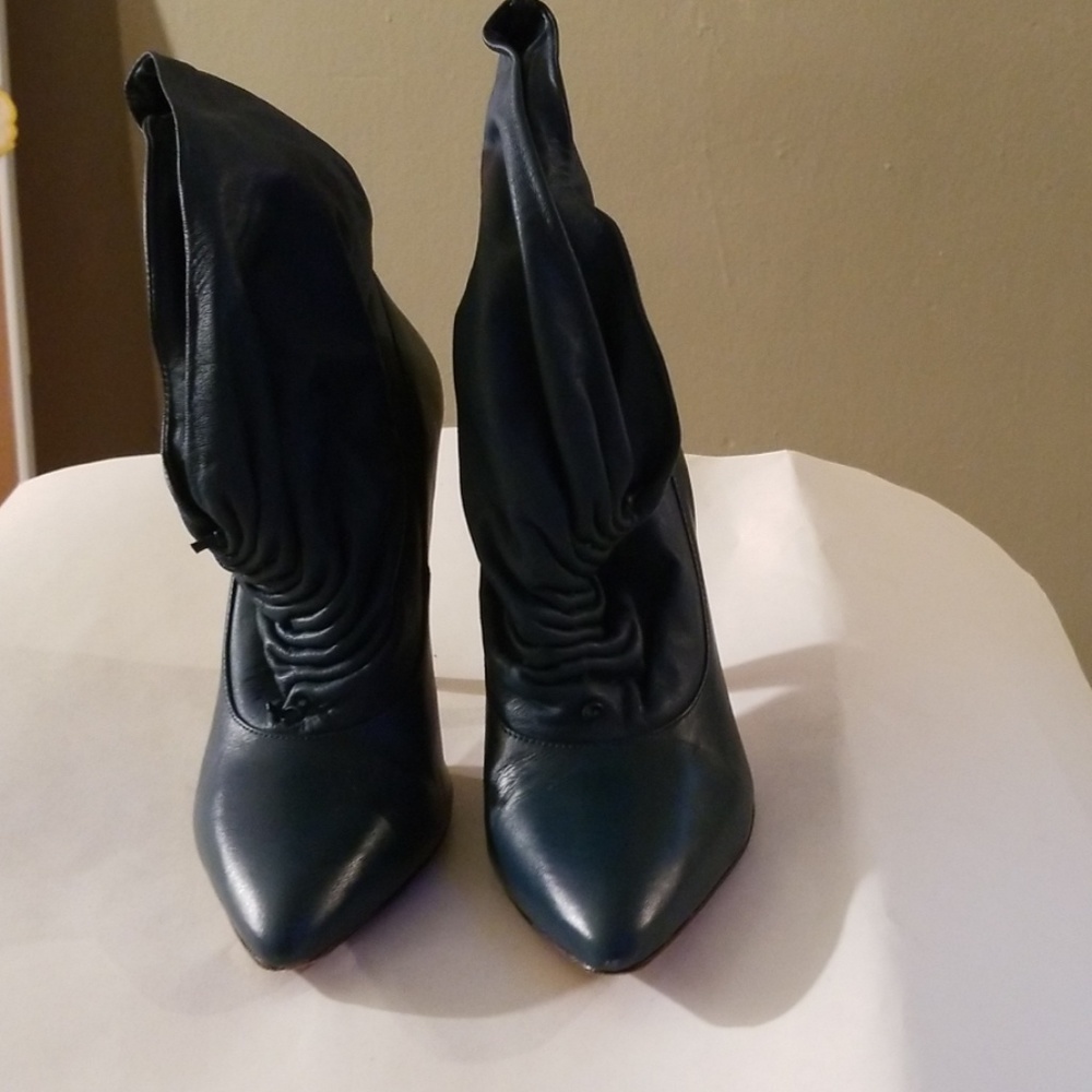 Women shoes